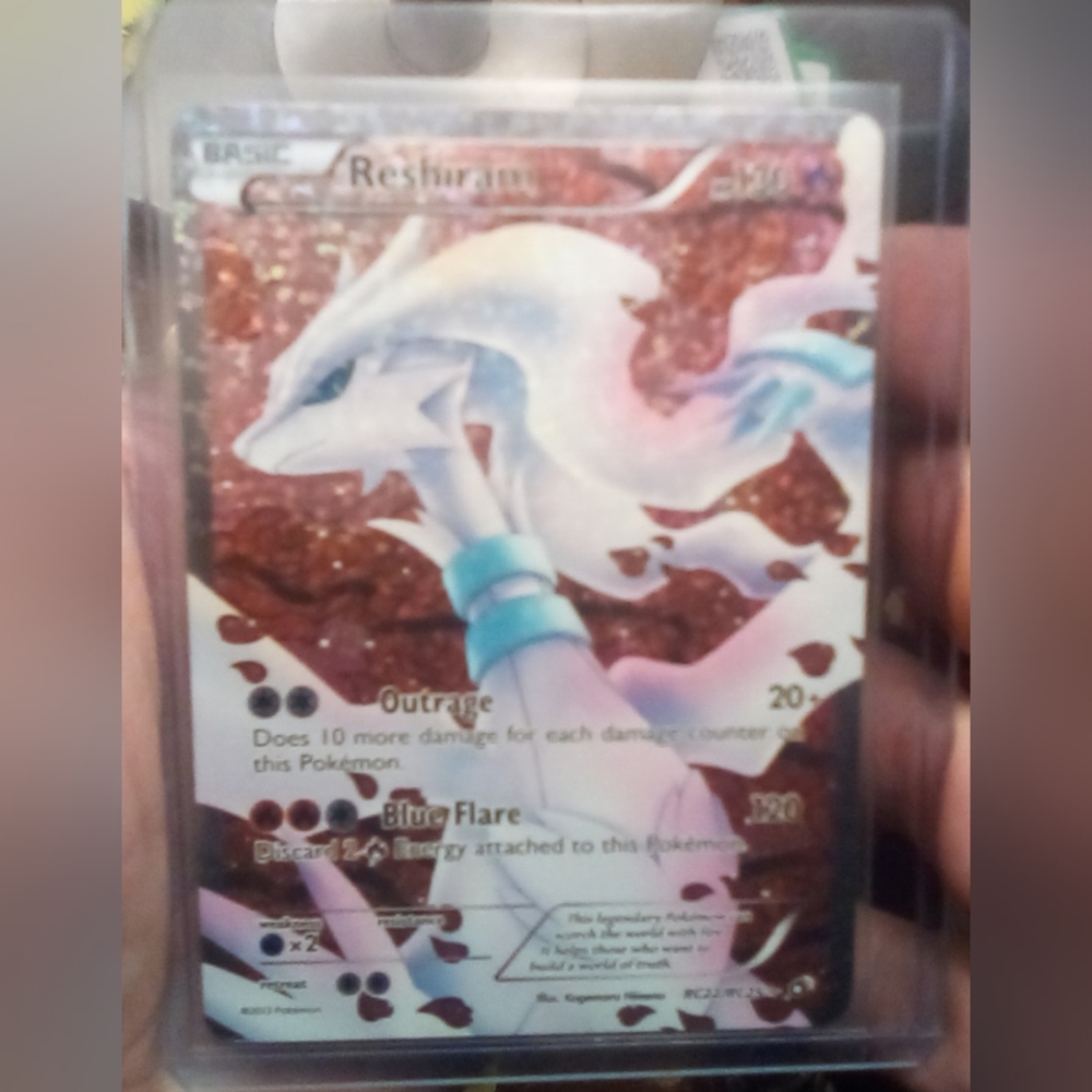 ✨Reshiram Full Art Legendary Treasures: Radiant Collection Holo Pokemon Card✨ - Picture 4 of 4